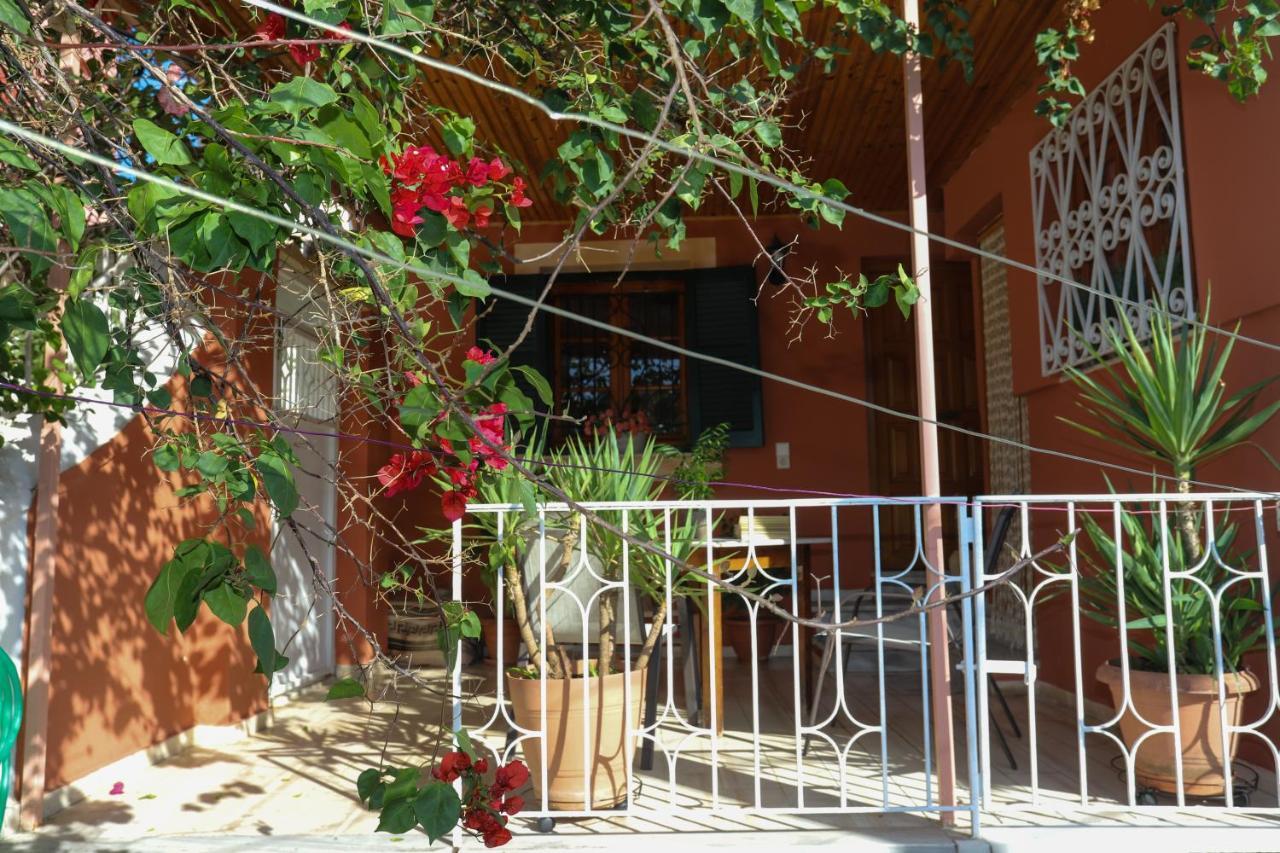 Family House At Corfu Town Daire Dış mekan fotoğraf